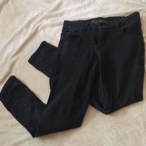 Black faded glory skinny jeans, faded black